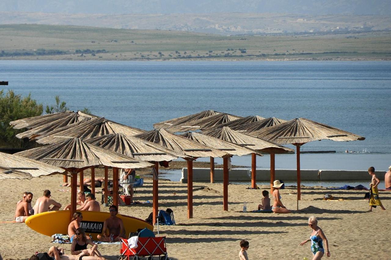 Apartments By The Sea Nin, Zadar - 12890 外观 照片