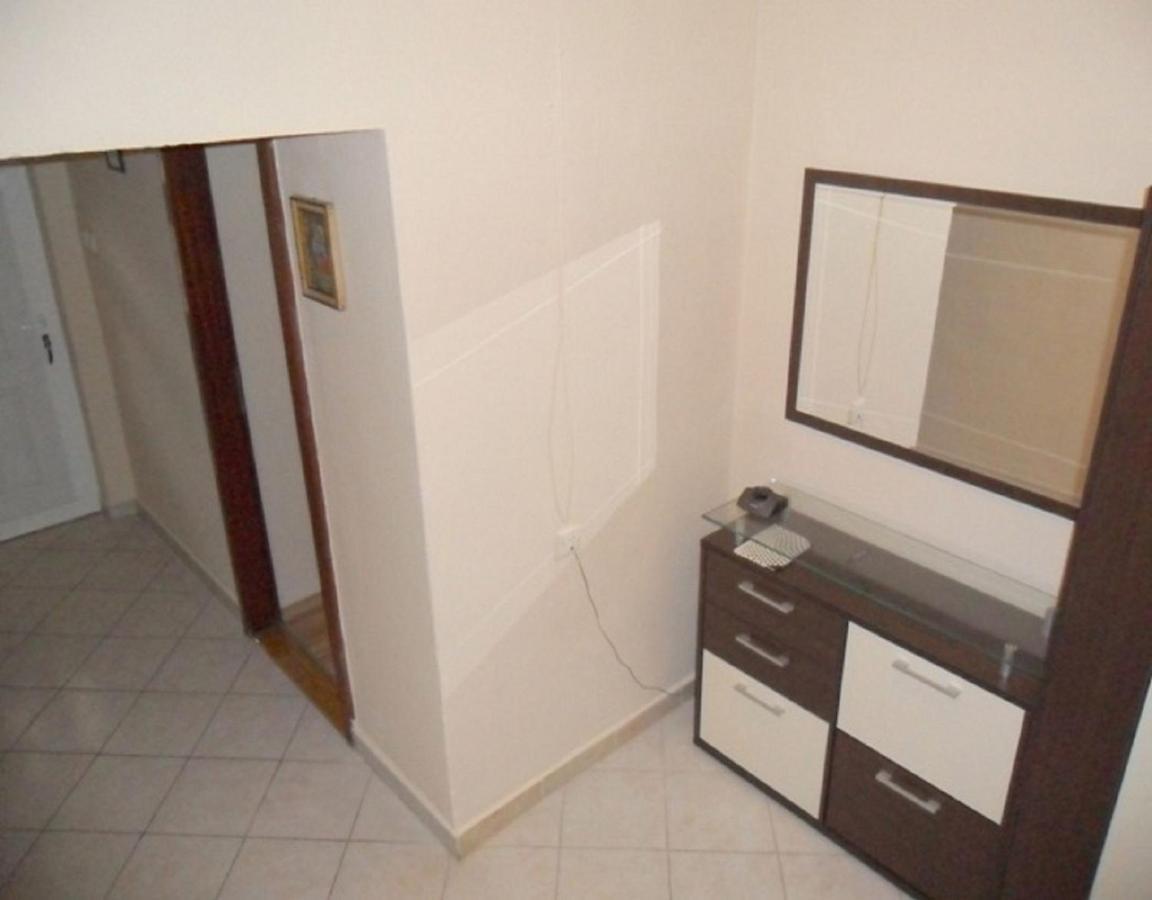 Apartments By The Sea Nin, Zadar - 12890 外观 照片